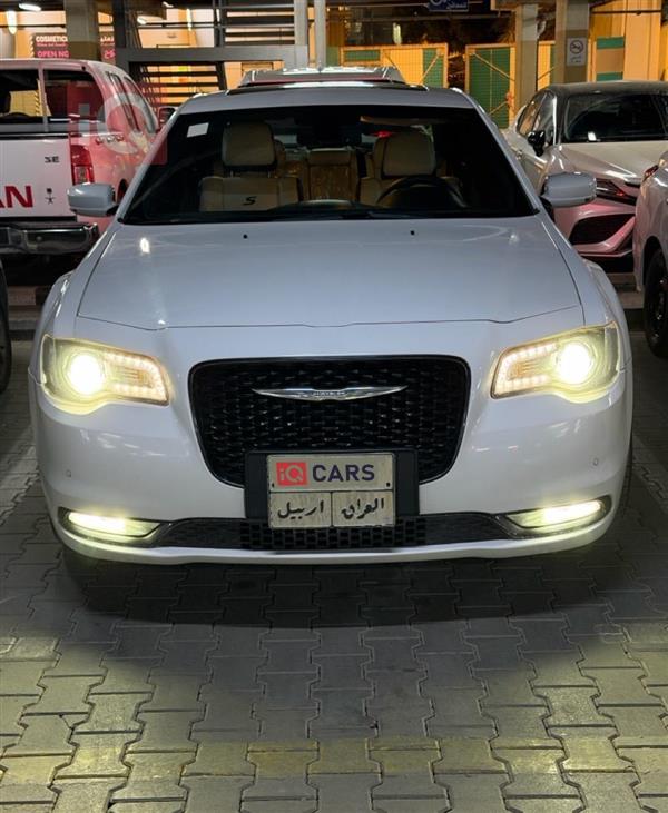 كرايسلر 300 2018 للبيع في العراق - البصرة